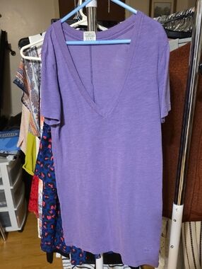 Victoria's Secret PINK Lavender V-Neck Tee